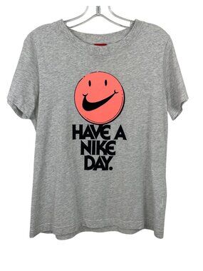Nike Have A Nike Day Gray T-Shirt With Smiley Face Graphic Womens Size L